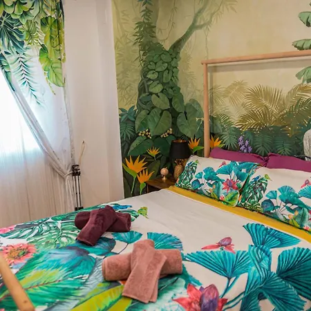 Artistic Flat Next To Ruzafa Welcome To The Jungle Apartment Valencia